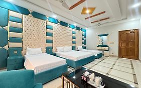 Royal Executive Inn Guest House