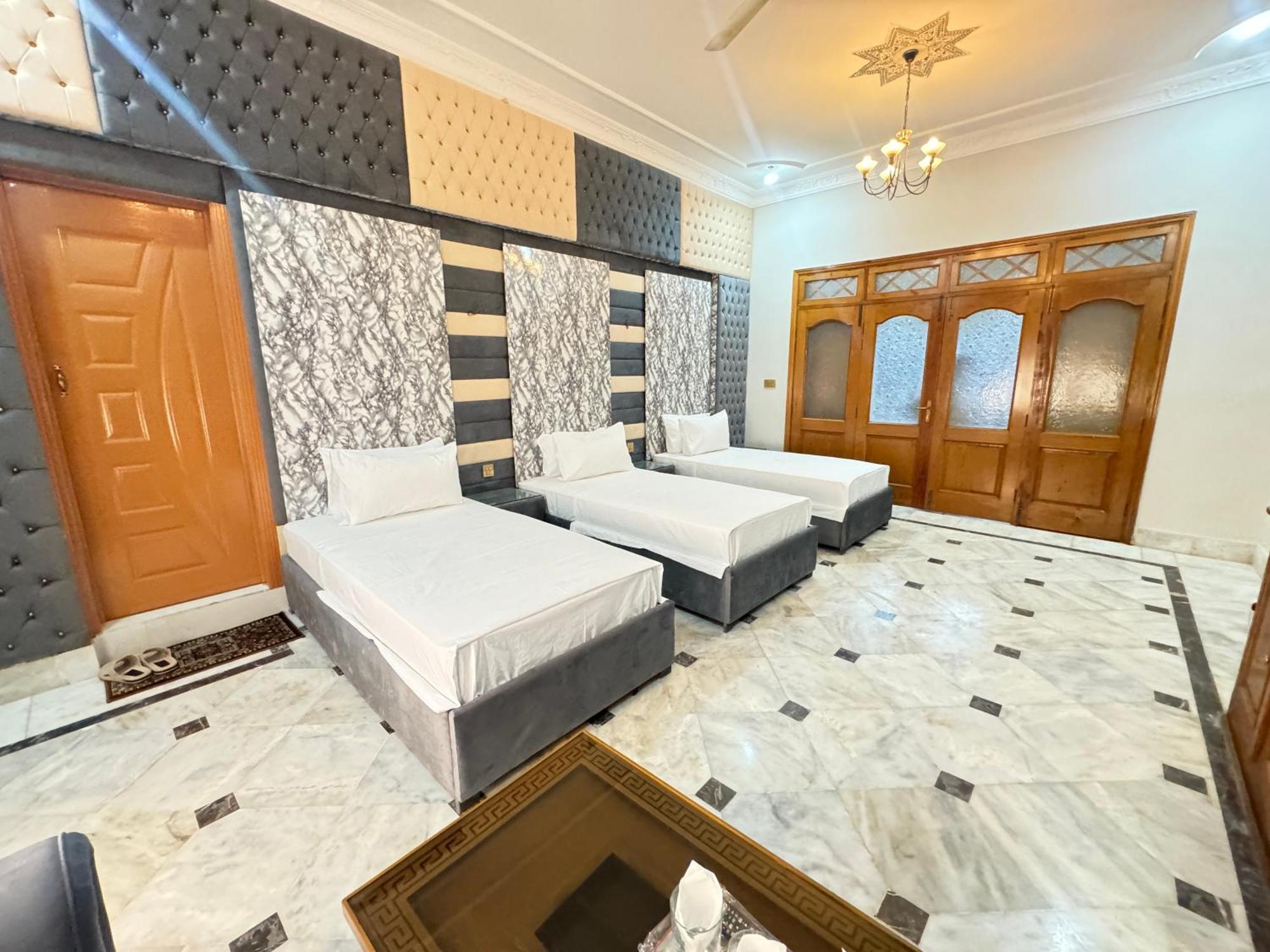 Royal Executive Inn Guest House Islamabad Exterior photo