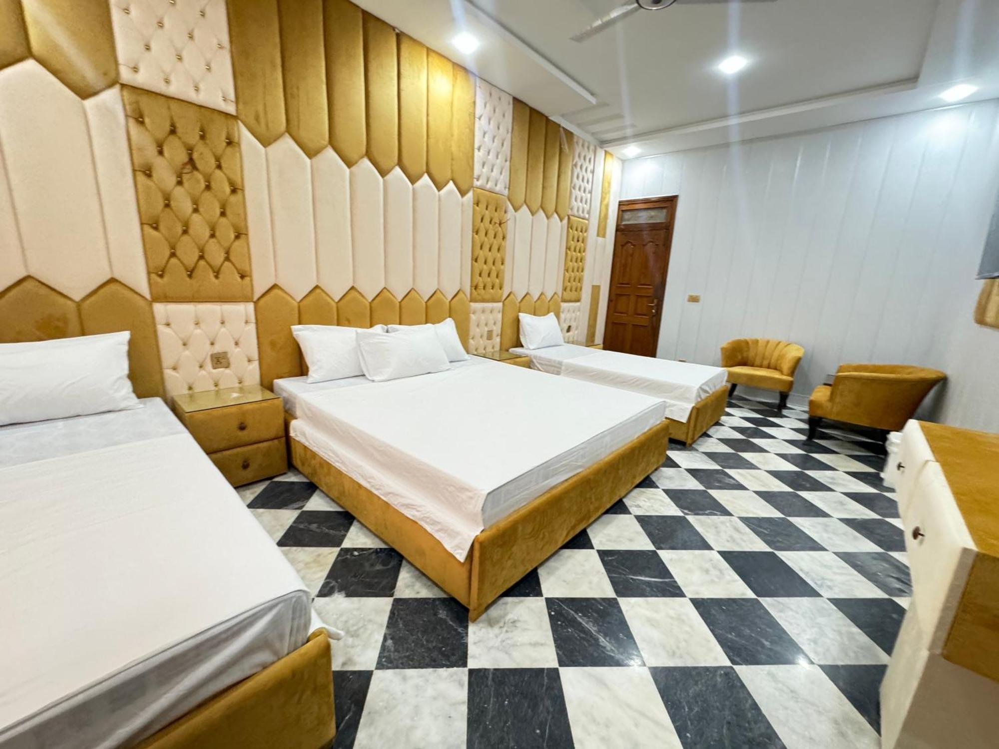 Royal Executive Inn Guest House Islamabad Exterior photo