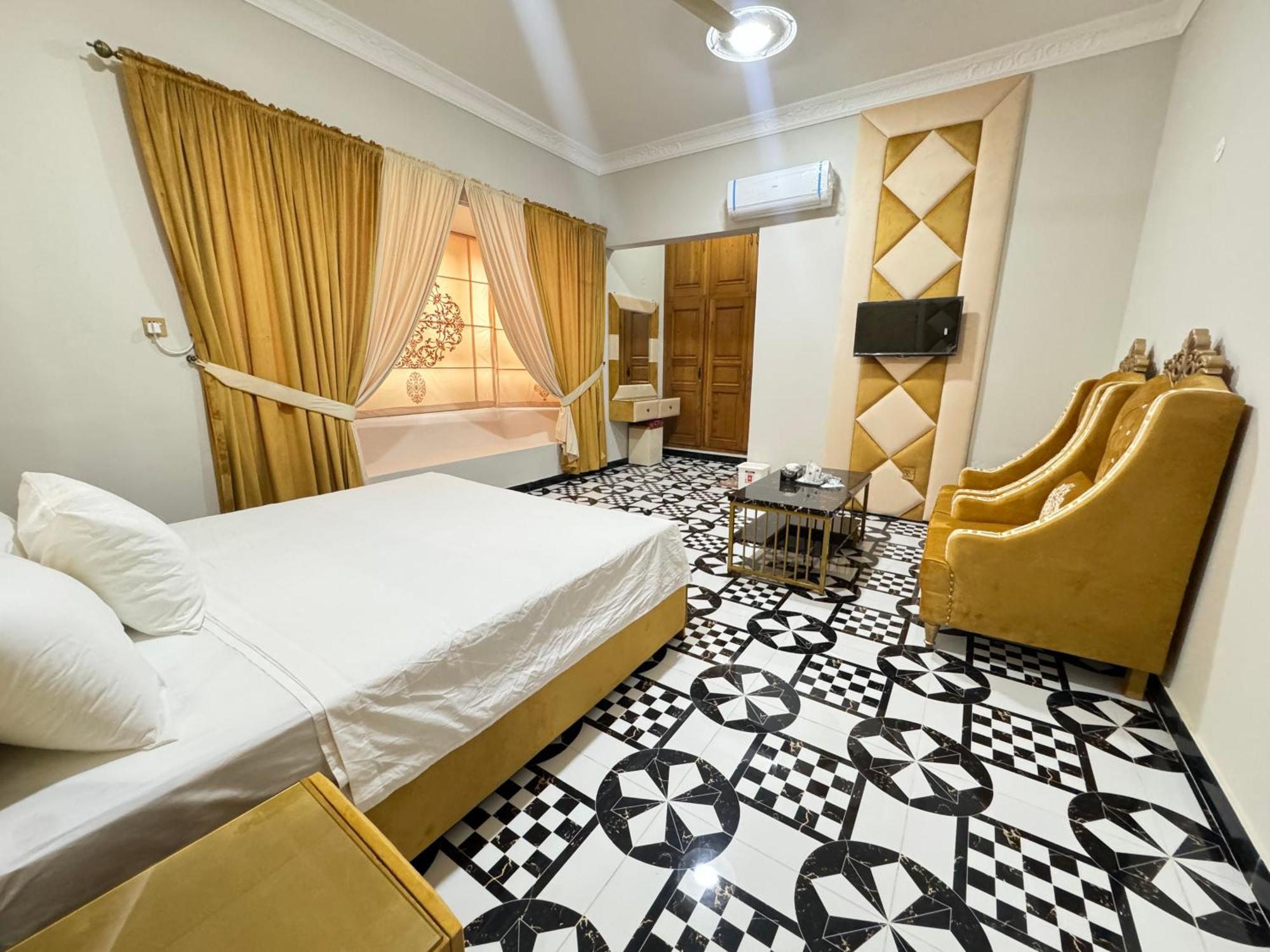 Royal Executive Inn Guest House Islamabad Exterior photo