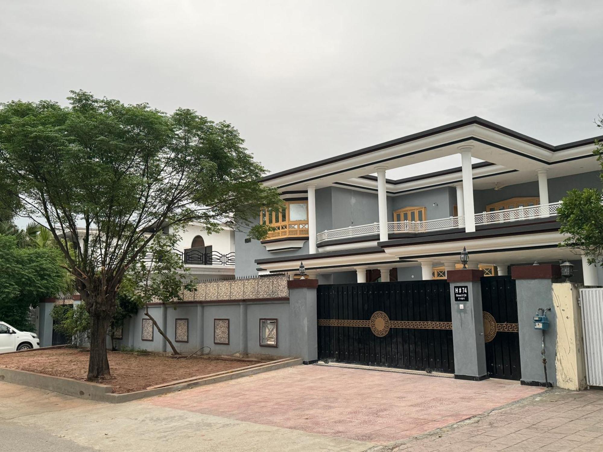 Royal Executive Inn Guest House Islamabad Exterior photo