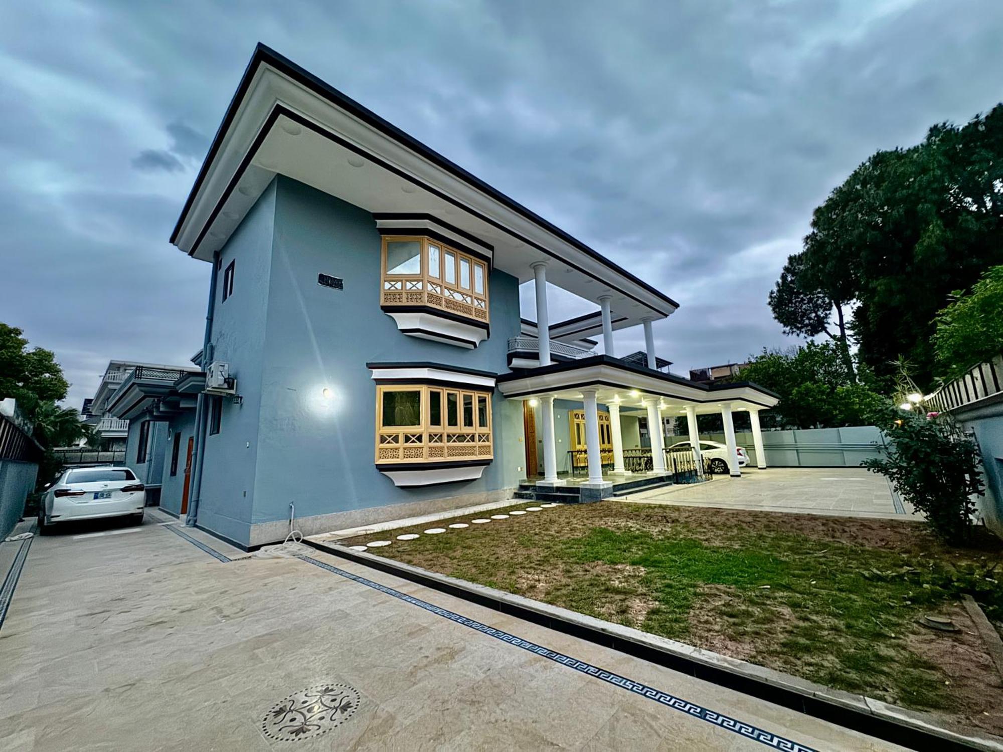 Royal Executive Inn Guest House Islamabad Exterior photo